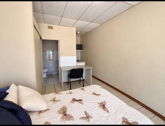 16 BEDROOM HOUSE FOR SALE IN BRANDWAG